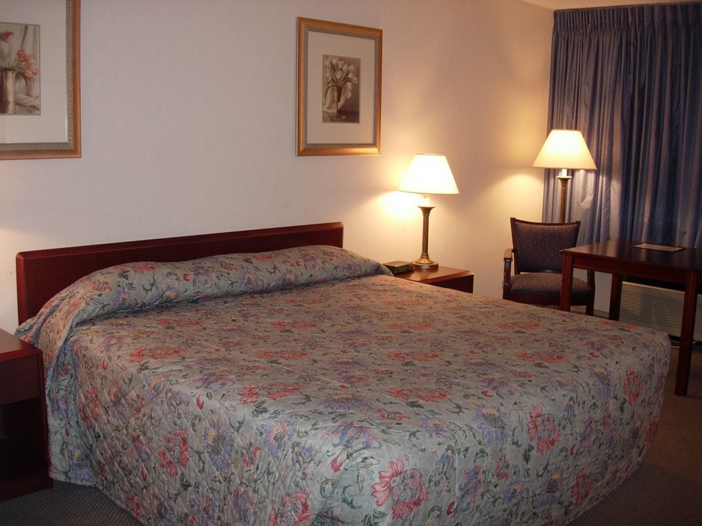 Travelodge By Wyndham Gaylord Chambre photo